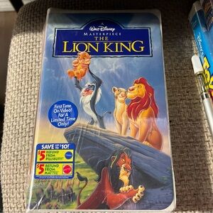 THE LION KING VHS